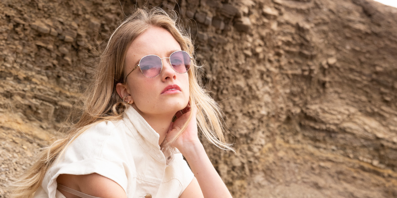 Combina tus Outfits con Lentes de Sol Vision Center