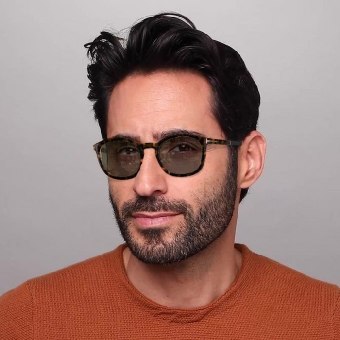 LENTE DE SOL TOM FORD - TFOFT1020#52NS